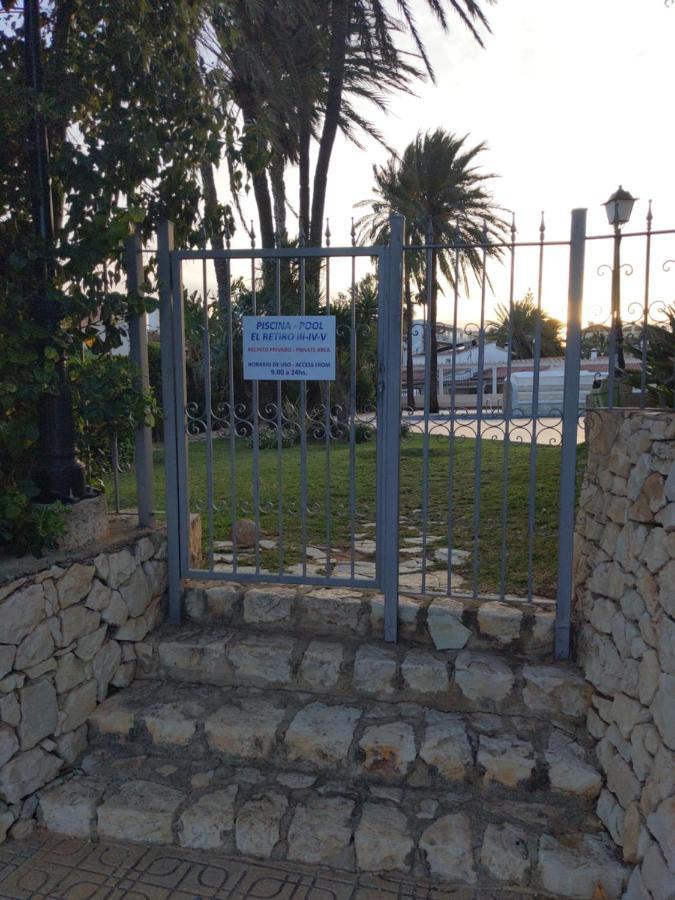 Estudio Con Piscina, Playa Y Wifi Denia Eksteriør bilde